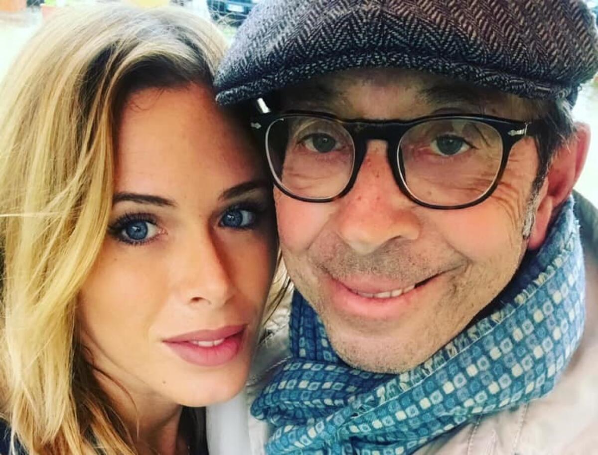 Il ricordo indelebile del padre morto, la figlia dona tutti i suoi libri al Consorzio universitario - Federica Milano e il padre Giuseppe Milano