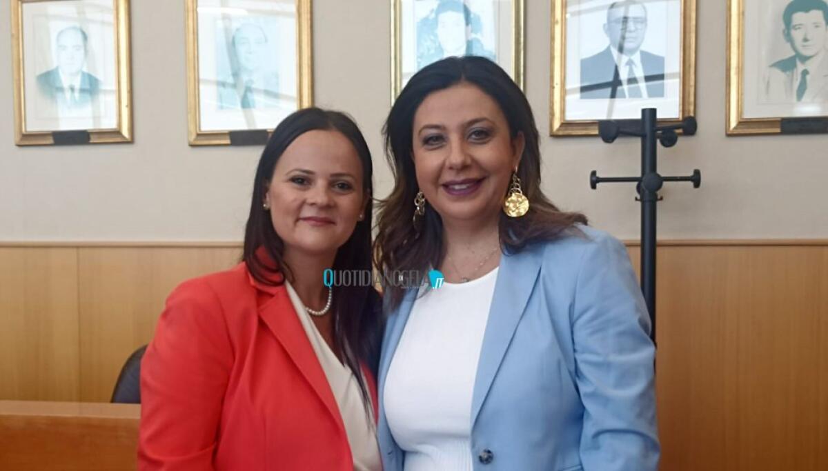 Forniture idriche alle zone non coperte, Cavallo ancora critica: proposto un emendamento - Il consigliere FdI Sara Cavallo insime all'altro consigliere di opposizione Antonella Di Benedetto