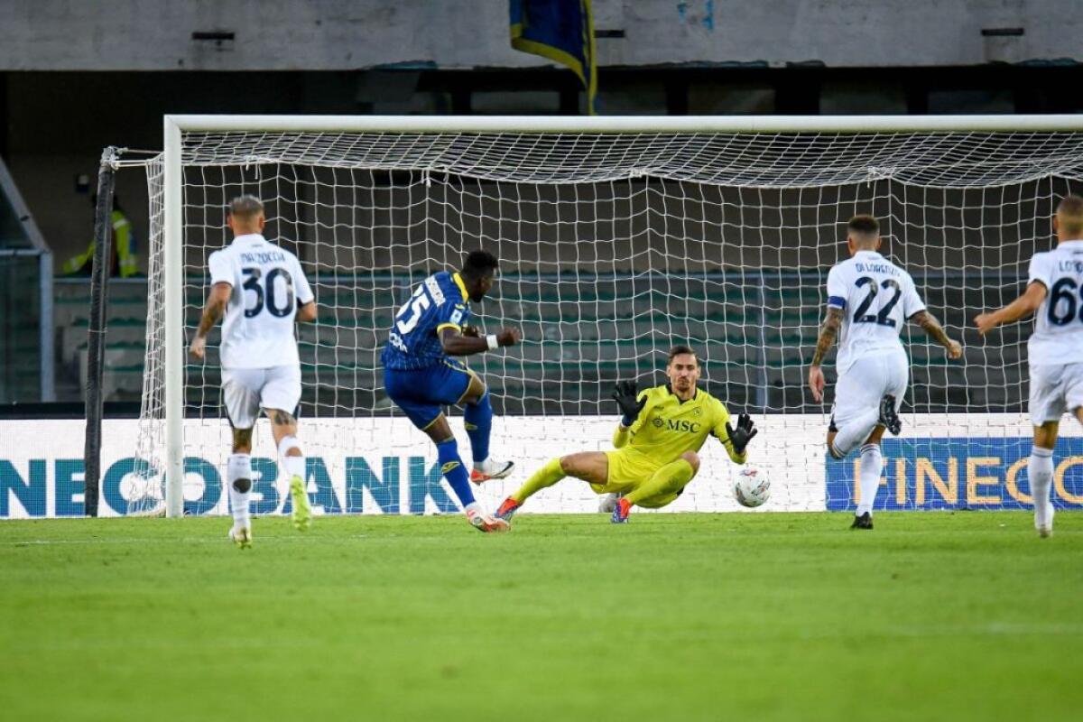 Verona super, il Napoli di Conte travolto al Bentegodi - 