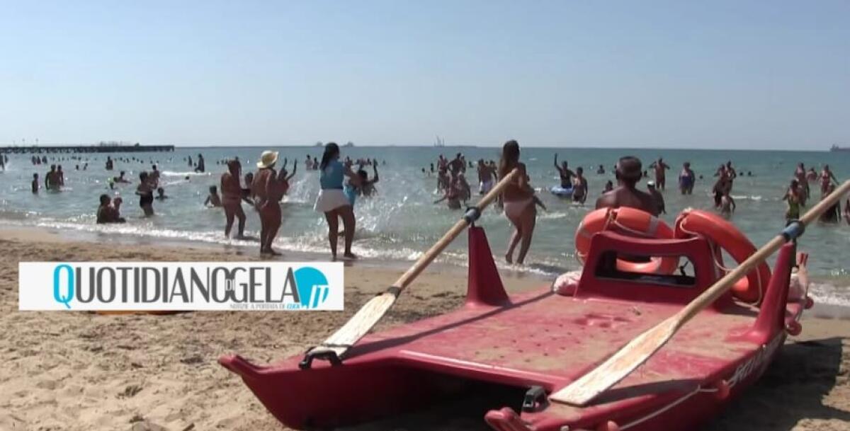 Ferragosto in città, le spiagge rimangono la meta principale per famiglie e giovani -
