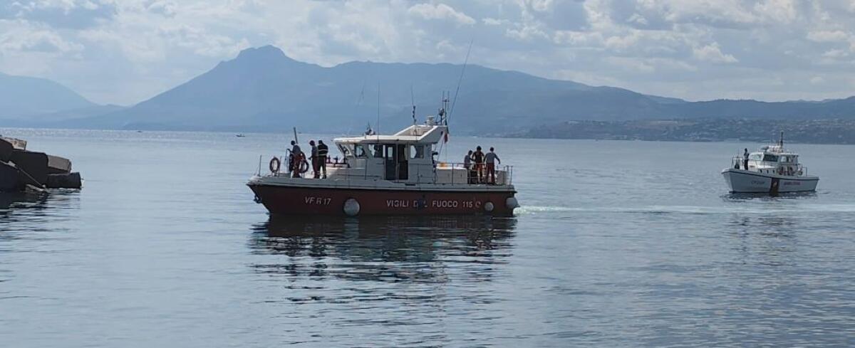Superyacht affondato nel Palermitano, si cercano i dispersi: “Come Concordia in piccolo” VIDEO -