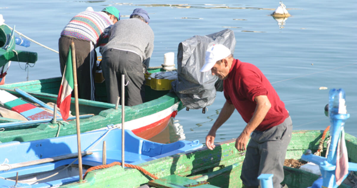 Argo Cassiopea, seconda rata di ristoro ai pescatori gelesi da Enimed - 