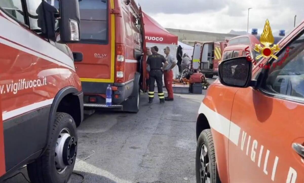 Naufragio nel Palermitano, vigili del fuoco recuperano 4 corpi - 