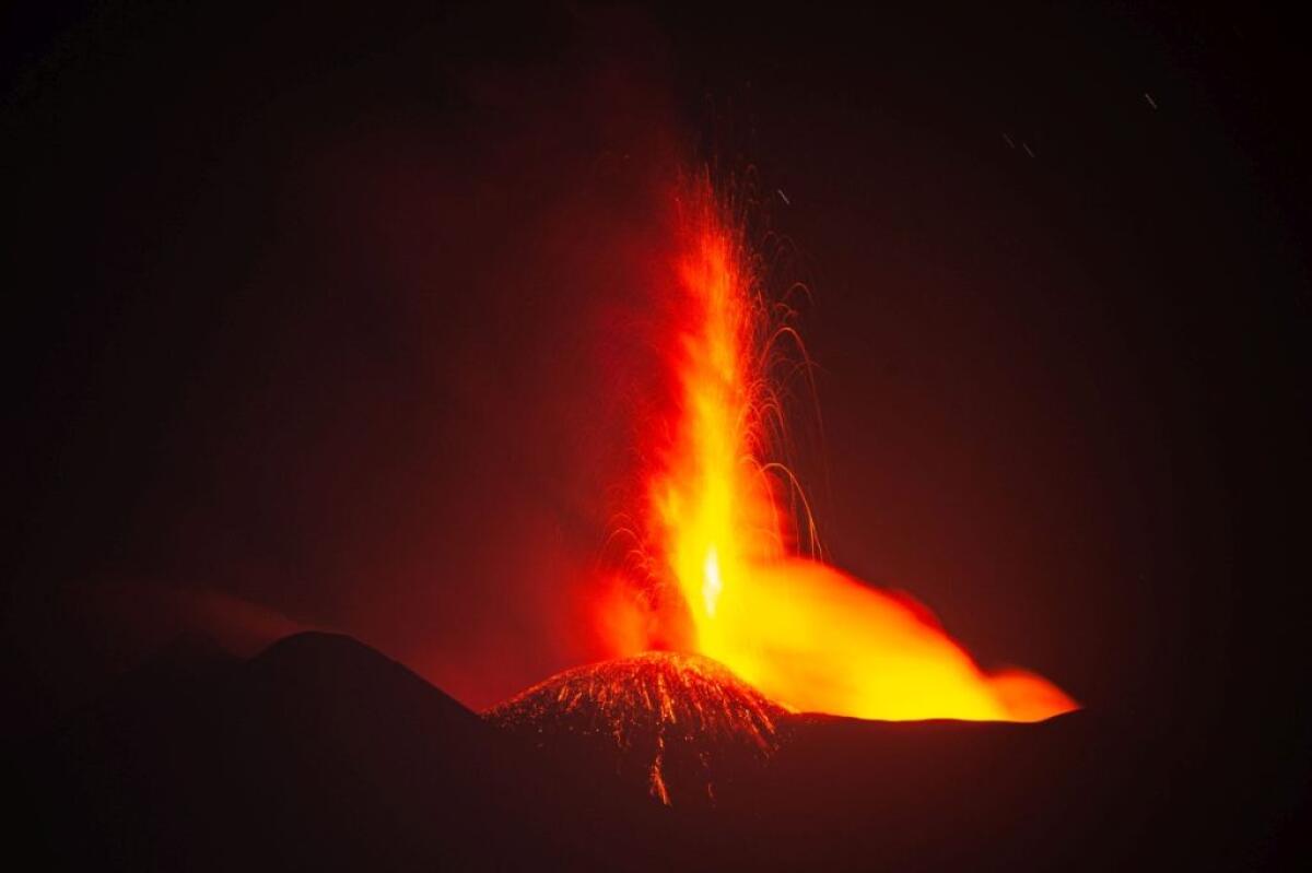 Musumeci “Decreto per rimuovere cenere dell’Etna”, Schifani “Accolta nostra richiesta” -