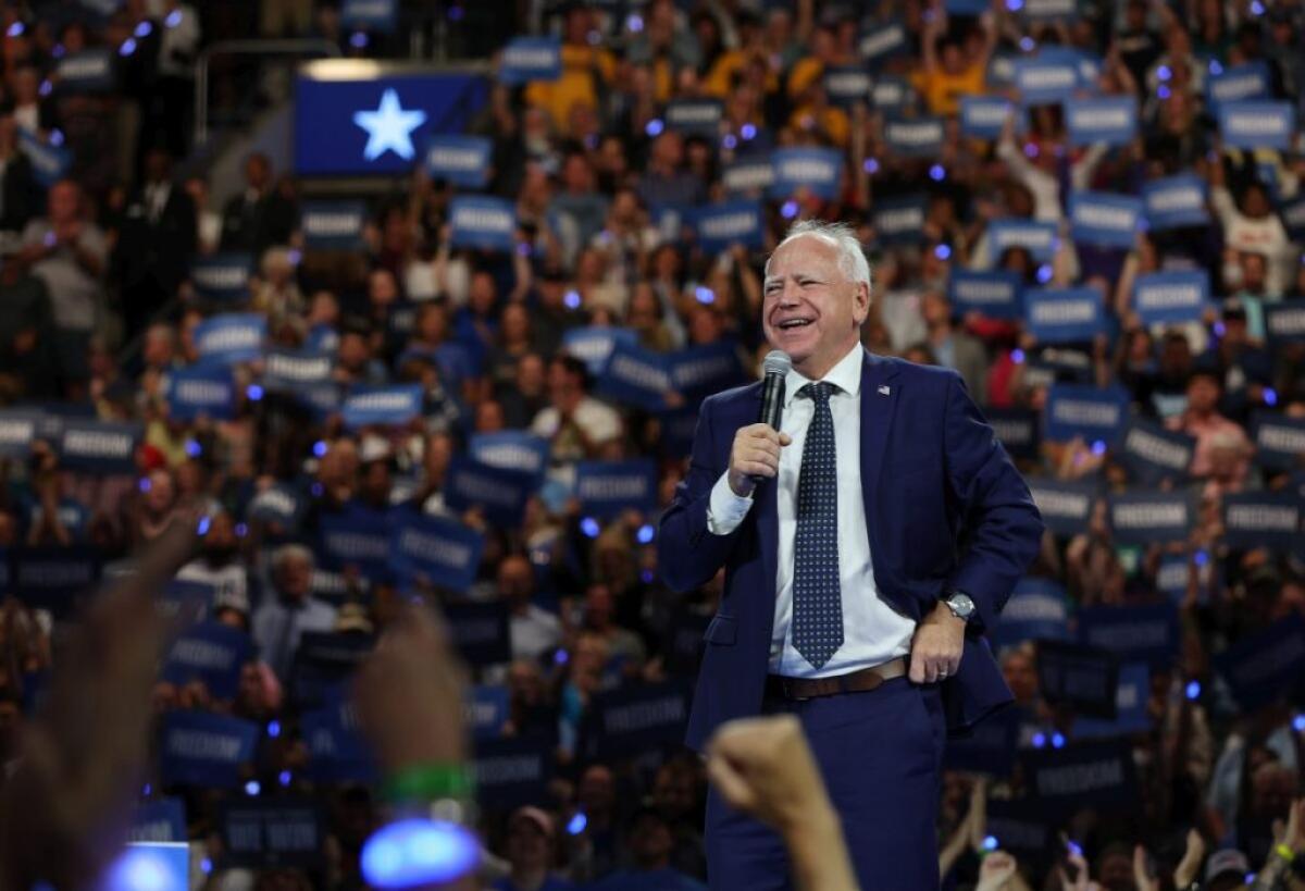 Usa, Walz accetta candidatura a vicepresidente “Con Harris vinciamo” - 