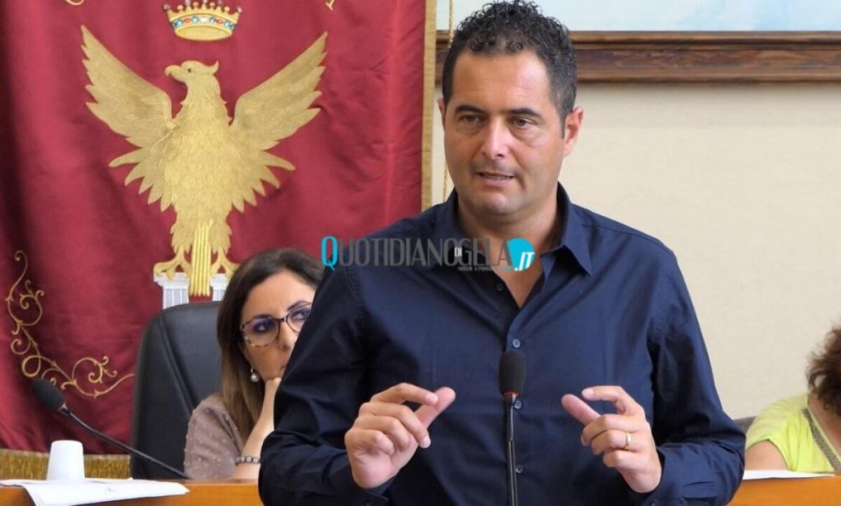 Due assessori verso l'addio: Di Stefano, "Scerra? Alleati conoscono la strategia" - Il sindaco Terenziano Di Stefano