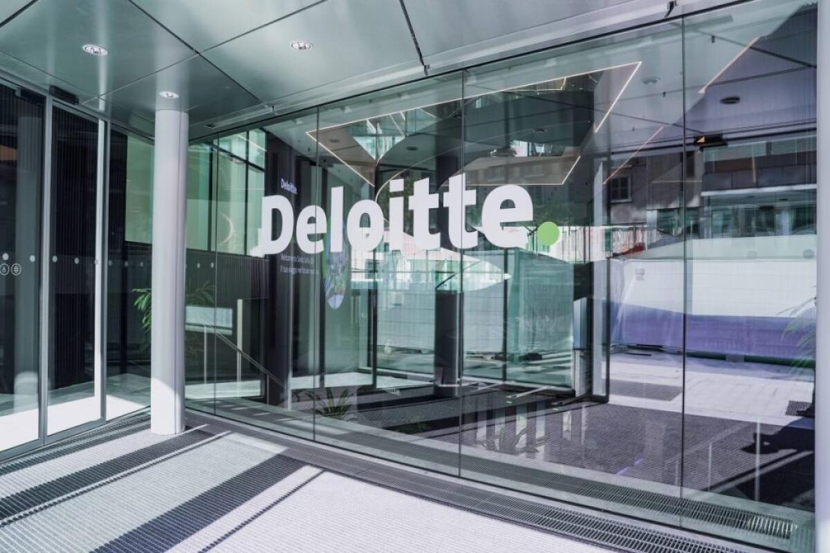 W7 e Deloitte, l’IA può favorire la parità di genere in azienda - 