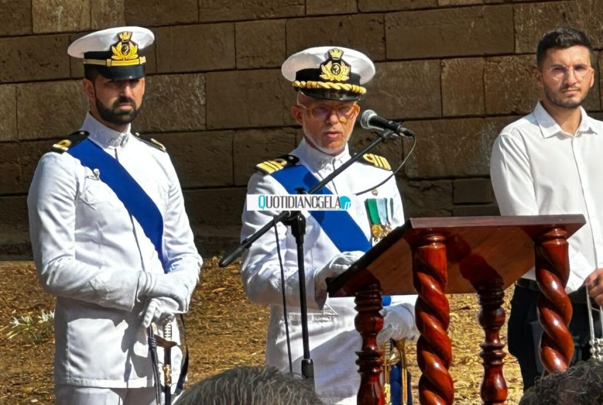 Capitaneria di porto, insediamento ufficiale per il nuovo comandante Grassia - 