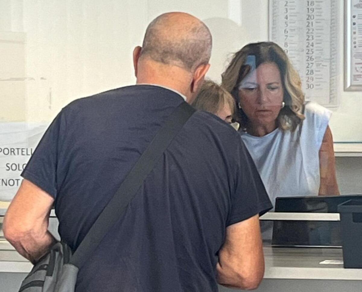 Policlinico Palermo, la dg Furnari per un giorno al Cup monitora servizio - 