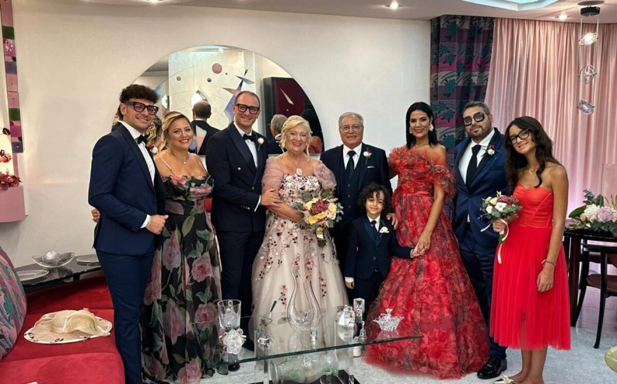 Sentimenti e valori nella loro famiglia, cinquant'anni di matrimonio per Carmelo e Nuccia - 