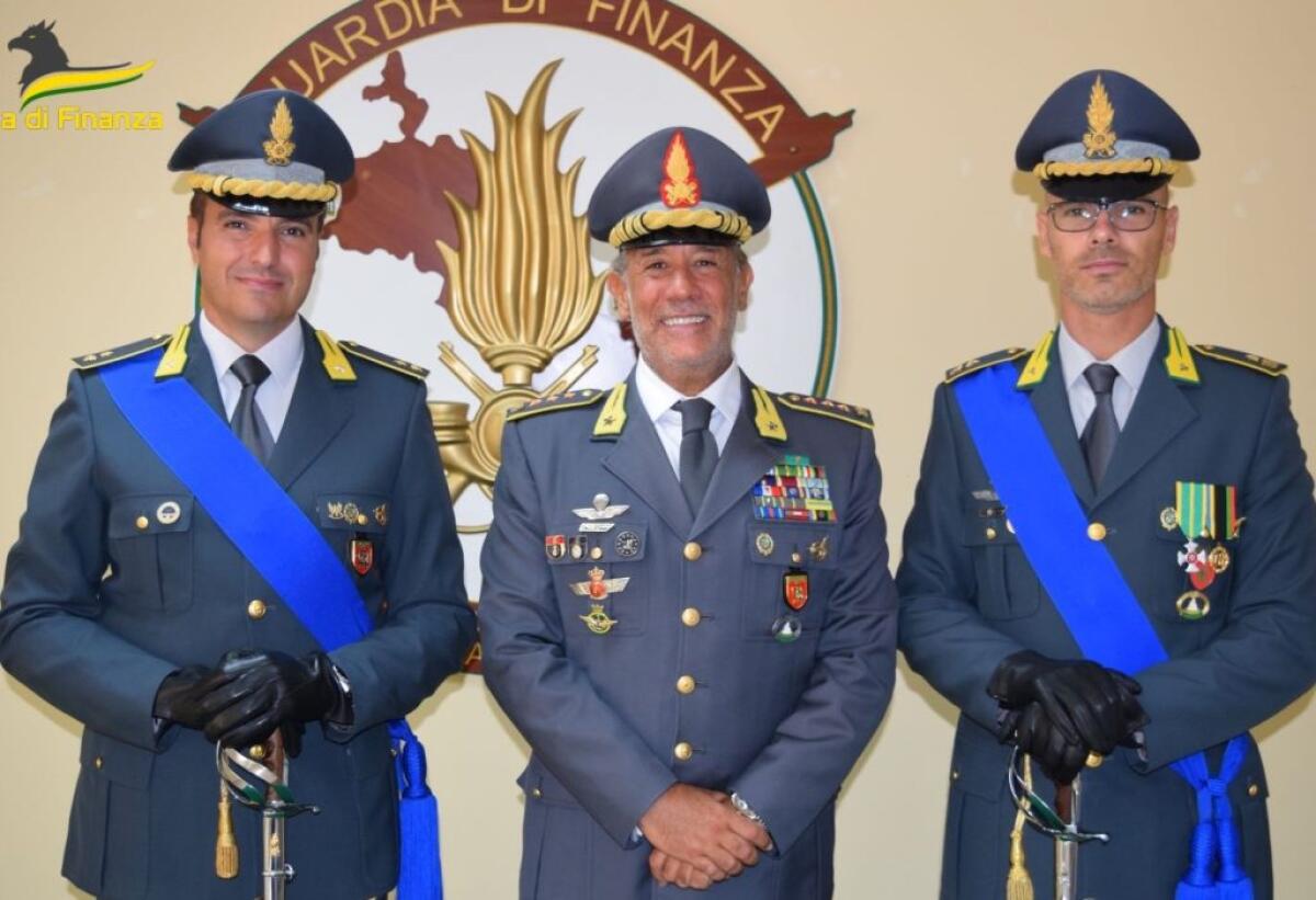 Passaggio di consegne alla Guardia di Finanza: Bellopede a Napoli, arriva Statello - 