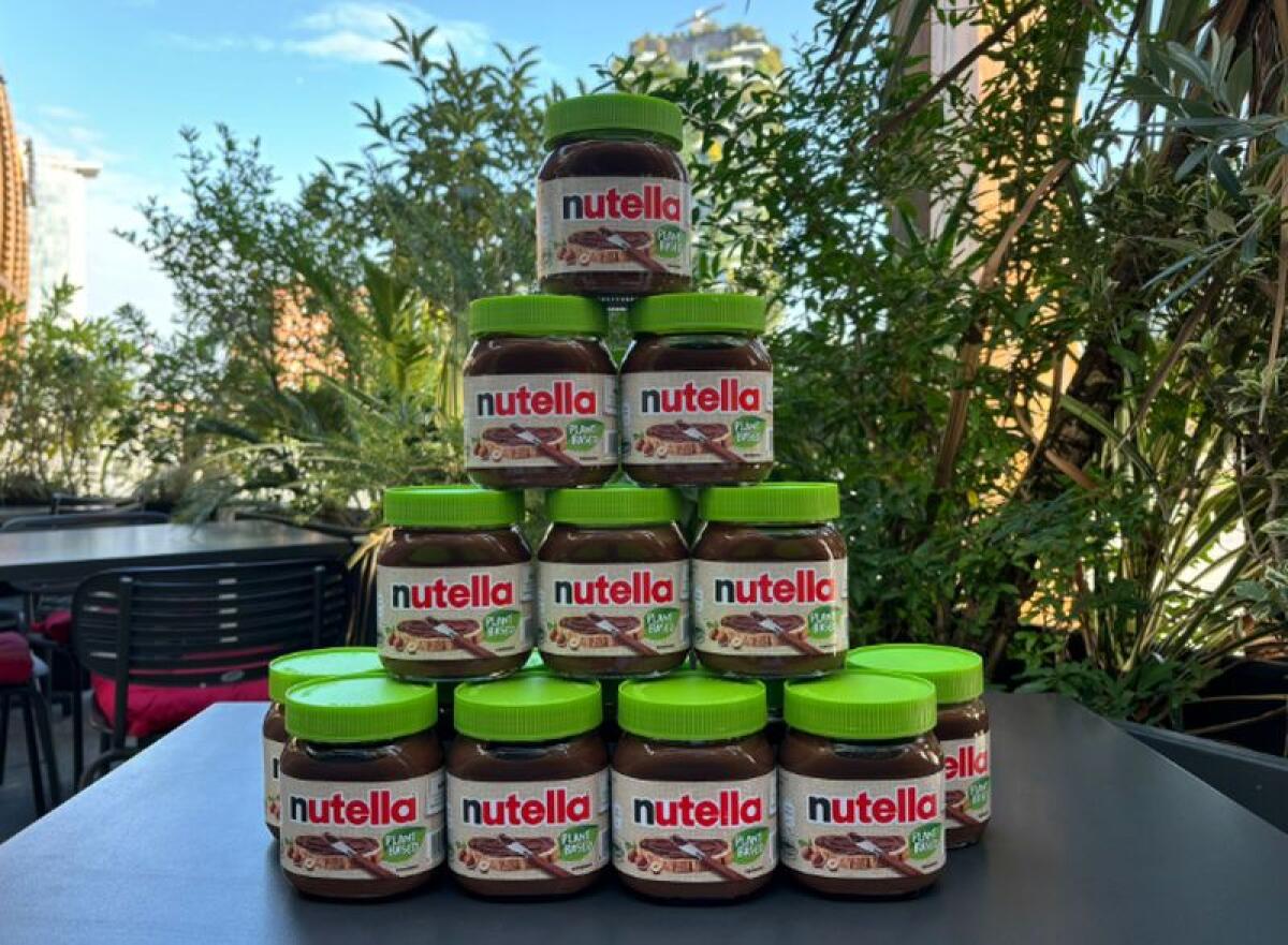 Ferrero lancia Nutella Plant-Based con ingredienti di origine vegetale -