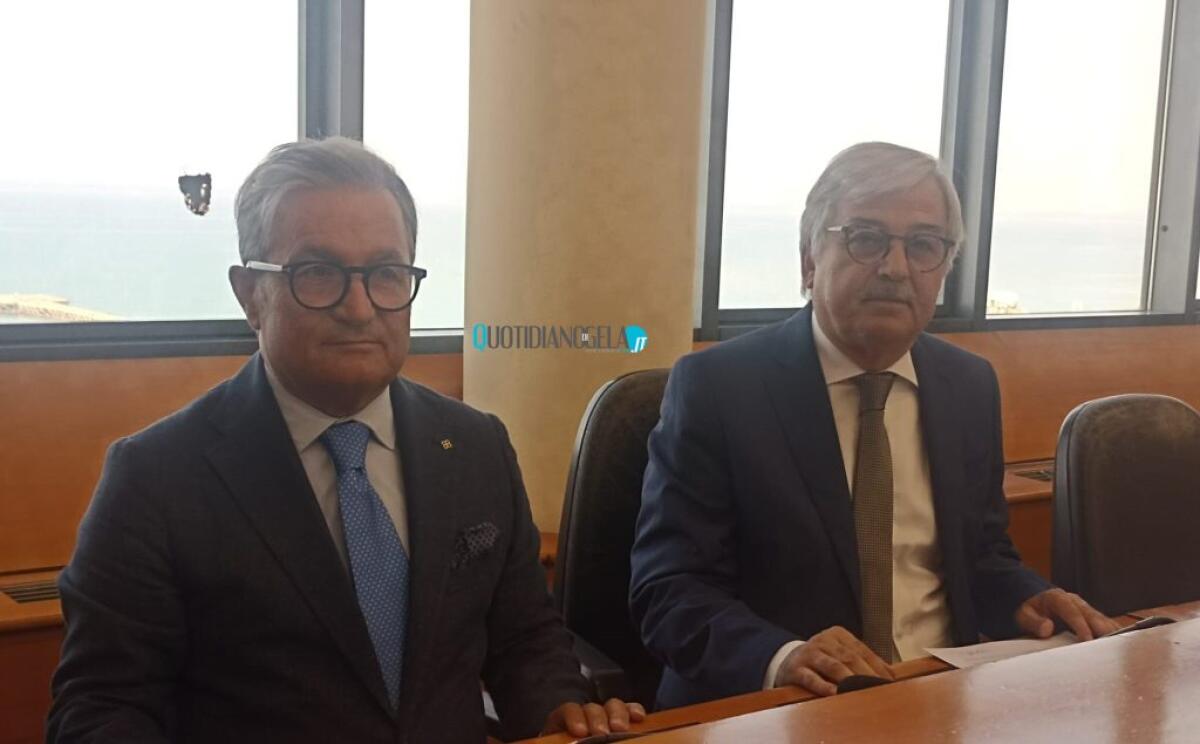 "Iv nel centrosinistra, giusto dialogare", Orlando: "Non condivido le uscite di destra di Di Stefano" - Orlando e l'altro consigliere dem Antonio Moscato