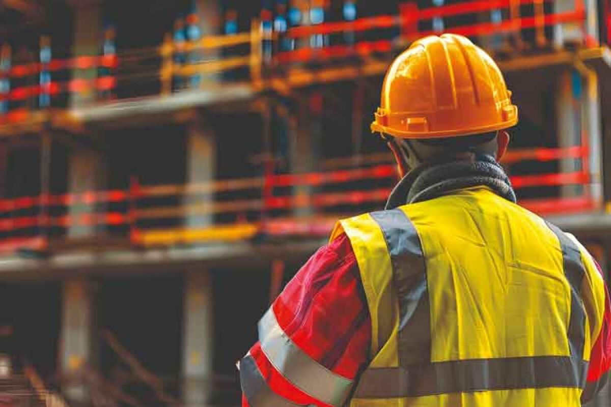 Operaio ferito in un cantiere, riportò consguenze: parte giudizio, chiamate le società impegnate - 