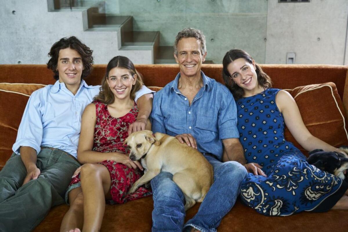 Benetton lancia Fondazione per i giovani: “Ispirazione dai miei figli” - 