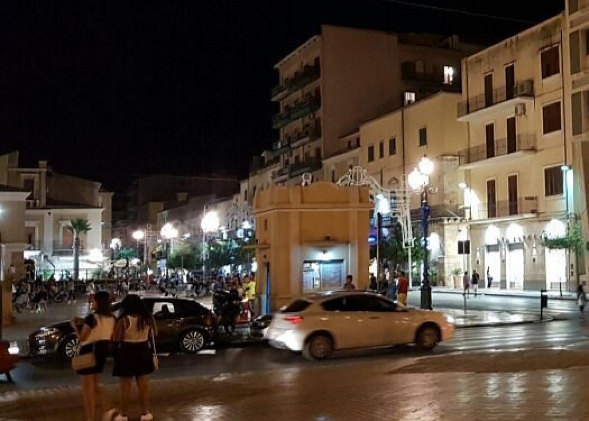 "Rilanciare il chiosco di piazza Umberto", Cuvato e Moscato: "Affidarlo con bando pubblico" - 