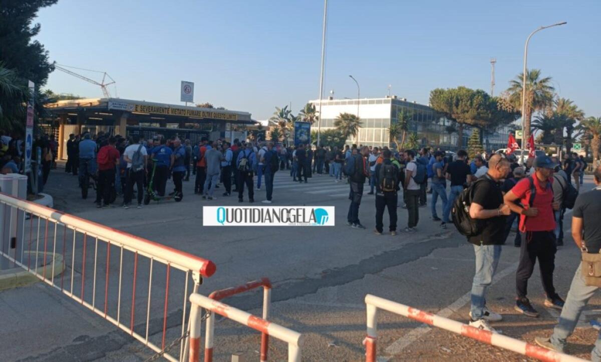 Indotto, lavoratori ex Secom alla Ekso: "Tutelata l'occupazione e garantiti i diritti acquisiti" -