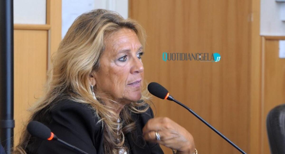 "Per il servizio rifiuti Impianti non riceve diciotto milioni", Picone: "Non siamo contro il Comune" - L'amministratore Impianti Giovanna Picone