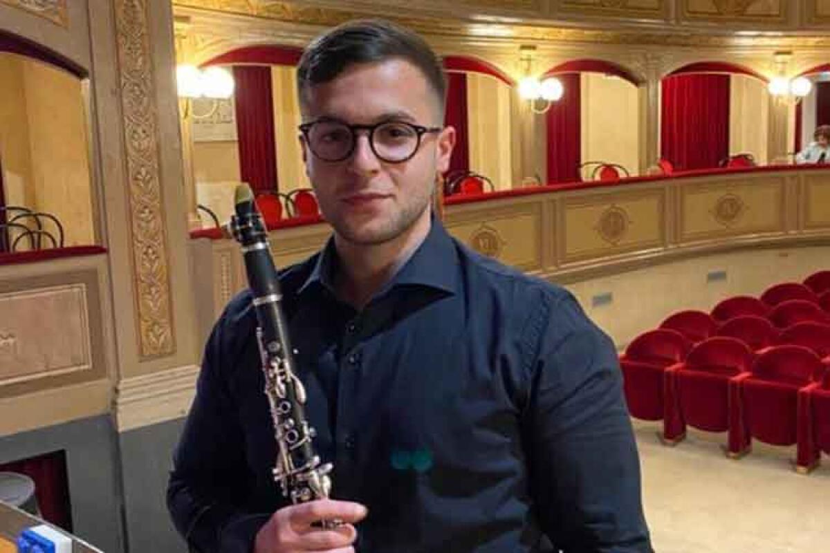 All'Expò di Osaka il gelese Giovanni Scerra suonerà Mozart con la "Mozarteum sinfonieorchester" - Nella foto: Giovanni Scerra, 24 anni.
