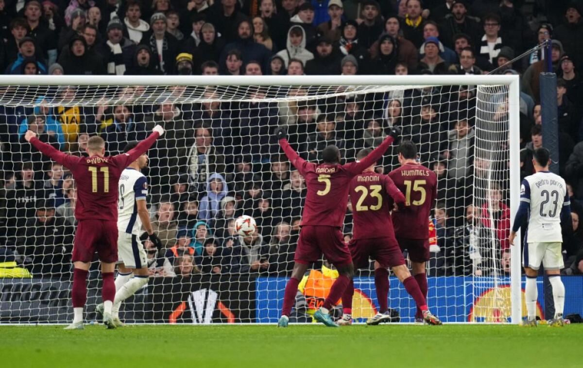 Hummels pareggia al 91°, Tottenham-Roma 2-2 - 