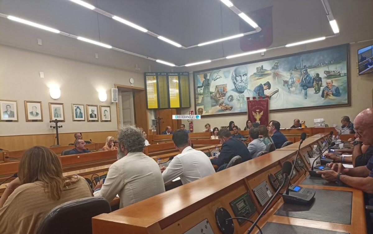 Consiglio, scranno Cosentino: domani la prima udienza sul ricorso di Cafa' - 