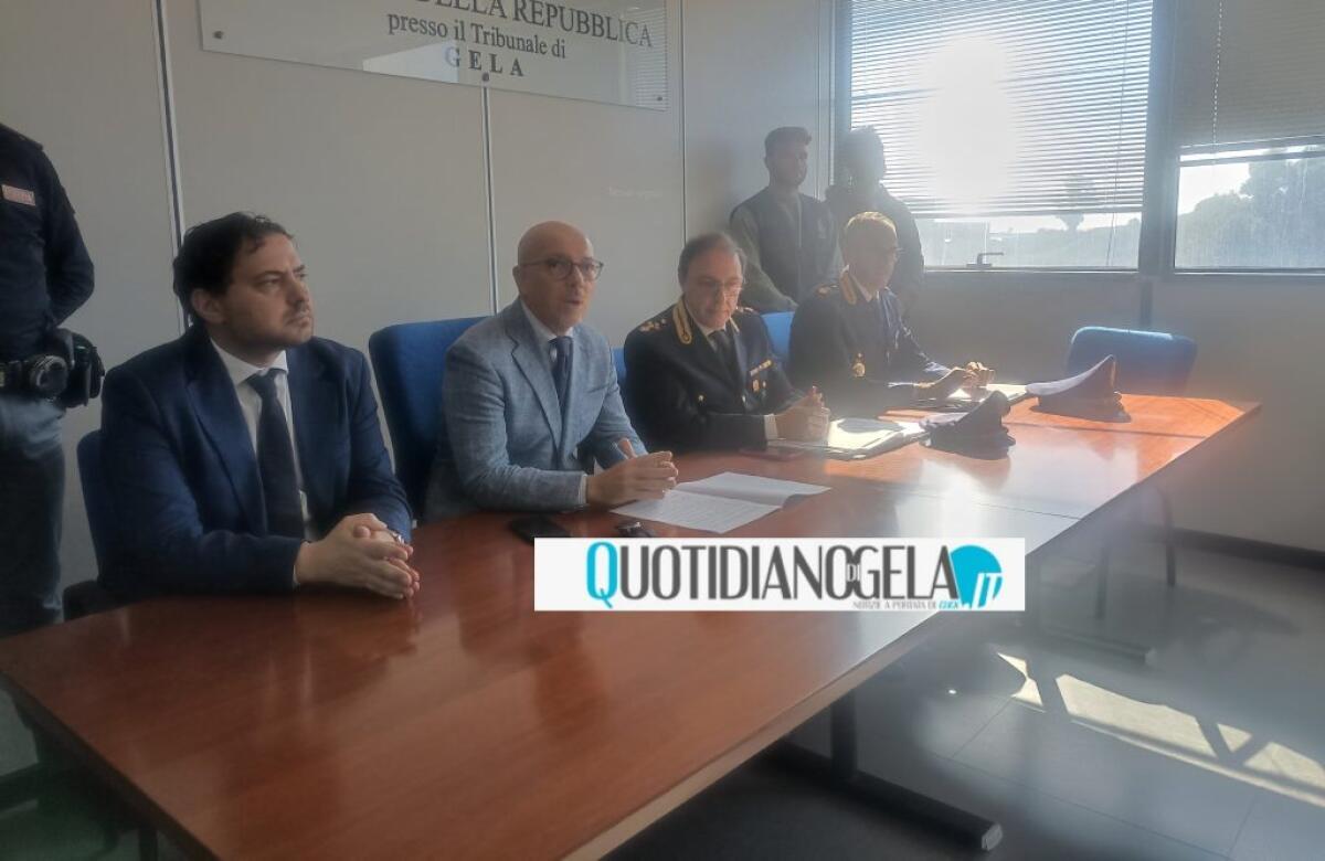 Il dissidio in discoteca e la mitraglietta: "Gruppi pericolosi, intercettazioni essenziali" - I pm e i poliziotti che hanno condotto l'inchiesta