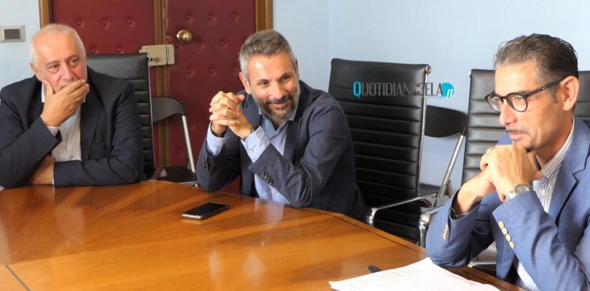 Piano triennale opere pubbliche, atti al bilancio per i pareri: Di Dio incontra i consiglieri - Di Dio insieme all'altro assessore Morgana e al dirigente Collura