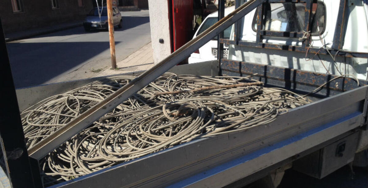 Ghelas ripristina ma i ladri non si fermano: un altro maxi furto di cavi alla Cittadella - 