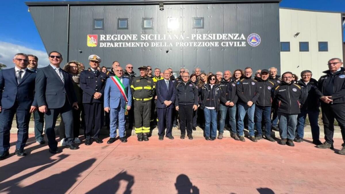 Schifani visita centro regionale della Protezione Civile “Fiore all’occhiello” - 