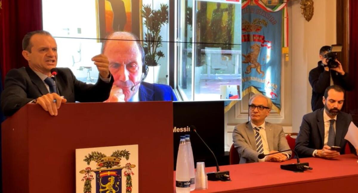 De Luca “Dialogo aperto con Schifani, sulla Manovra ci ha stupito” - 