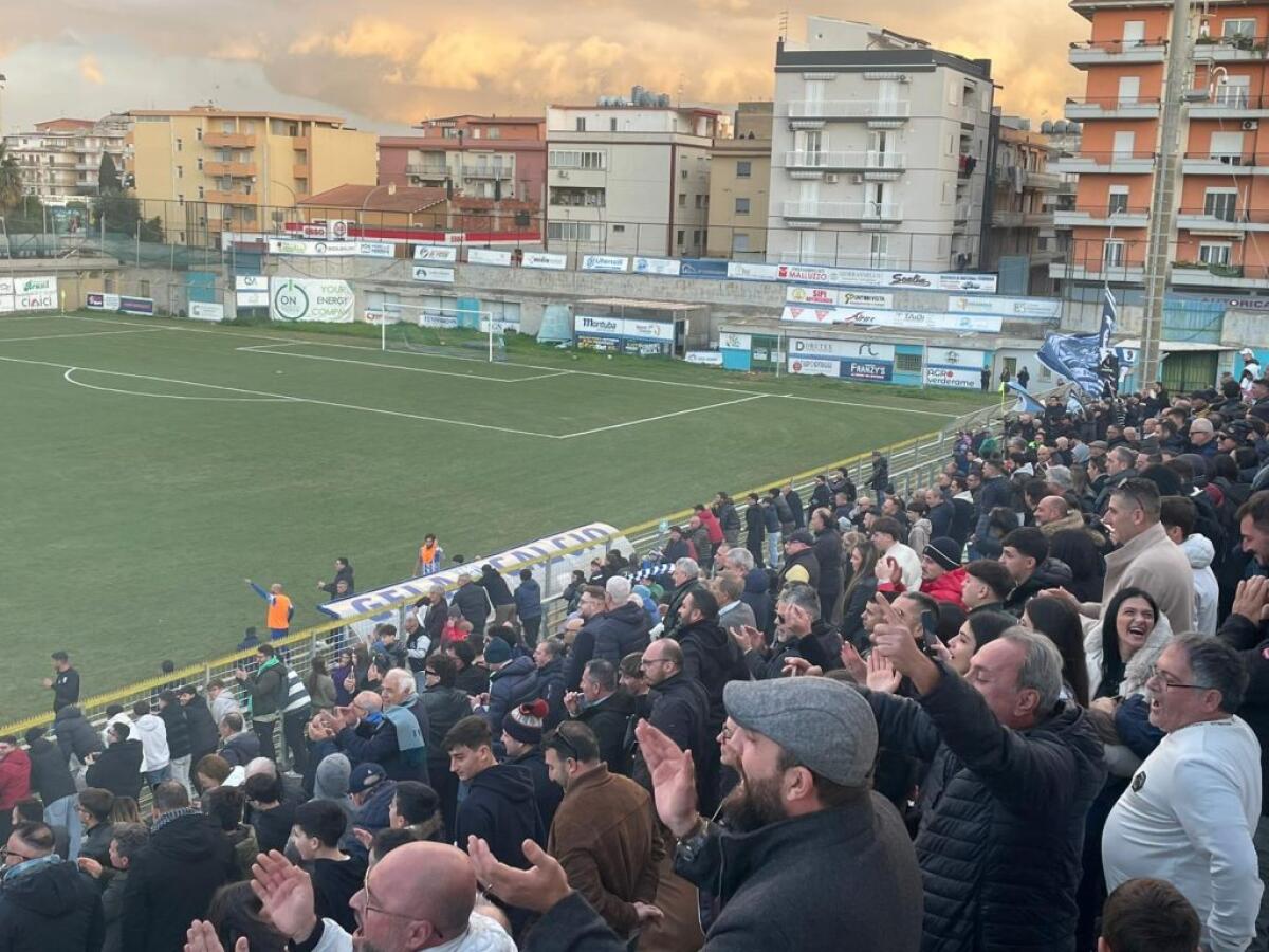 Giuliano fa esplodere il "Presti" al 95', il Gela batte il Don Carlo Misilmeri 2-1 - 