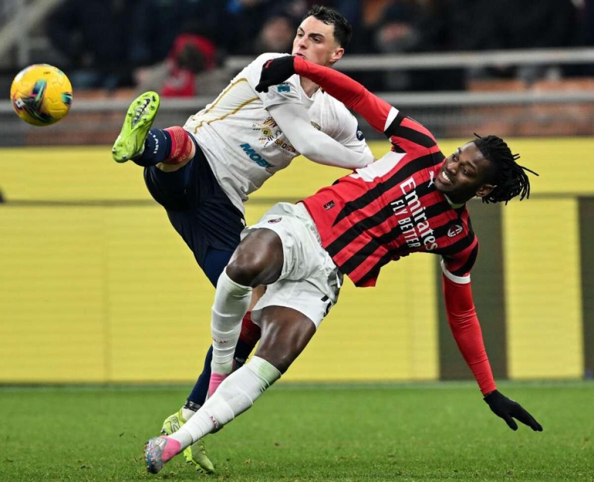 1-1 tra Milan e Cagliari, Morata e Zortea in gol -