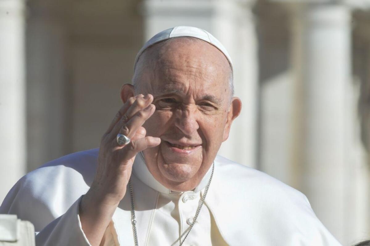 Papa “L’Italia non fa figli, fare entrare i migranti” -
