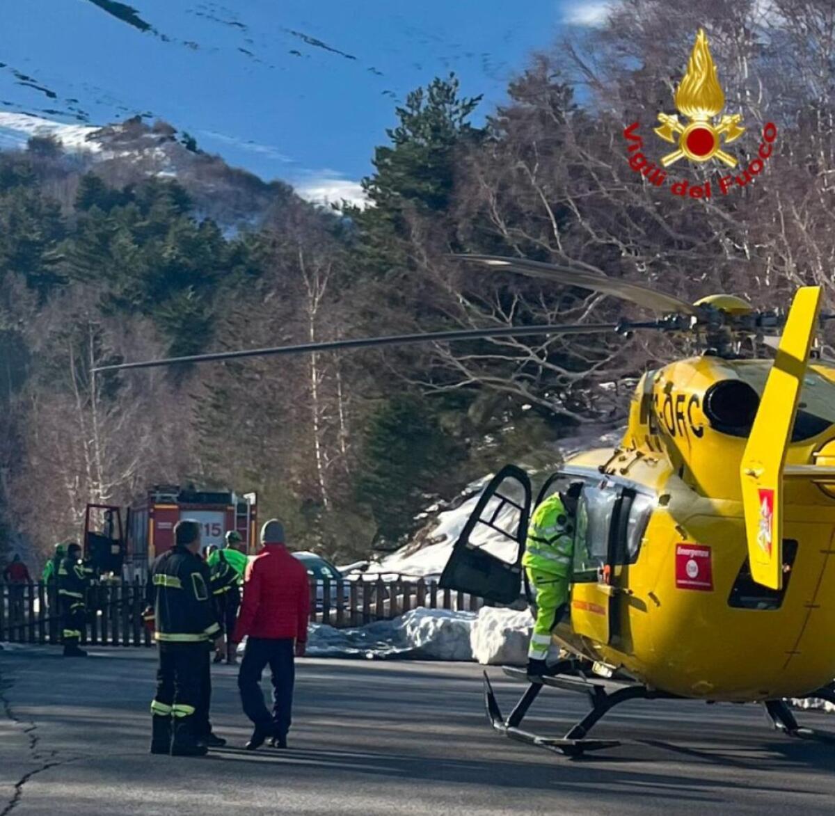 Incidenti sull’Etna, muoiono due escursionisti di 60 e 17 anni - 