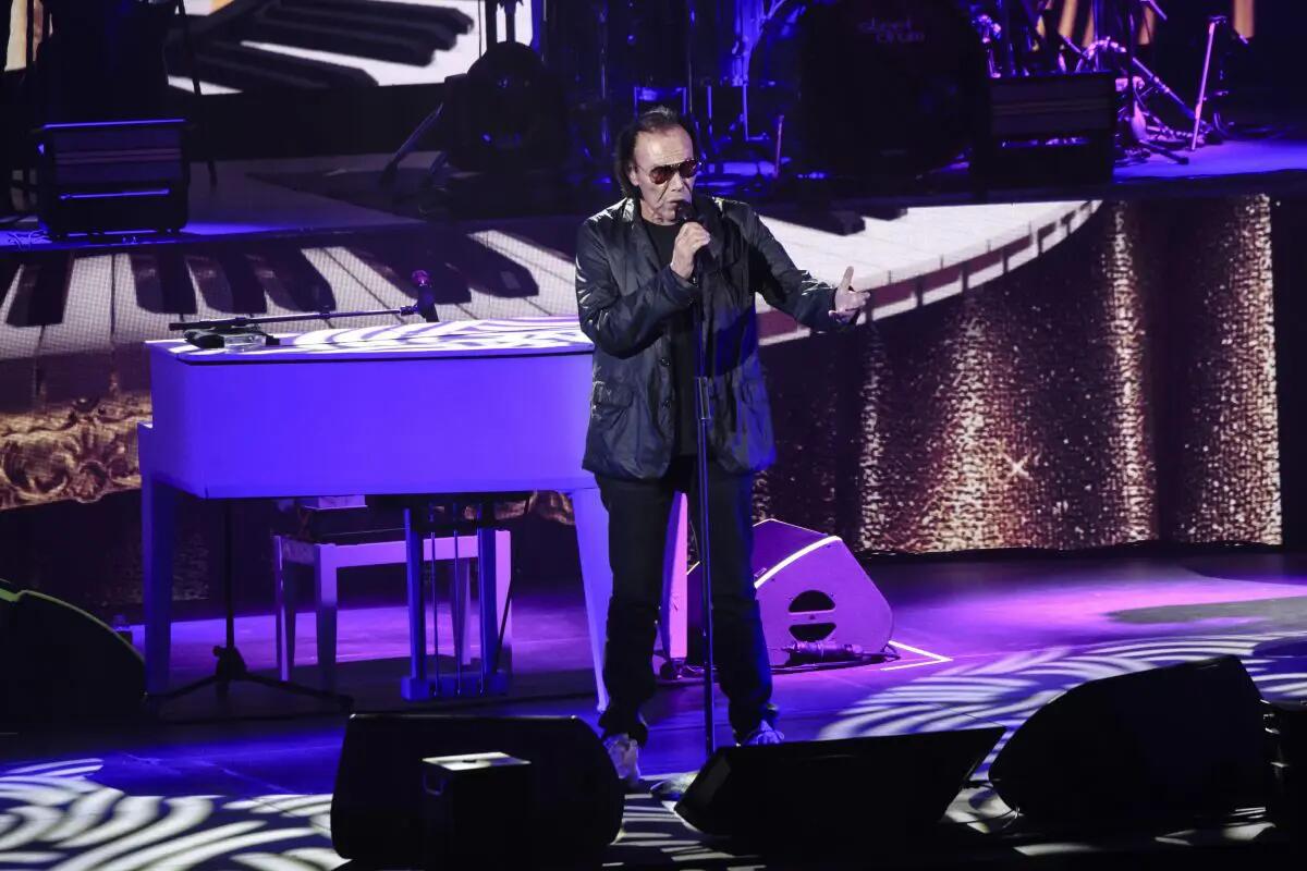 Sanremo, Venditti emoziona l’Ariston - 