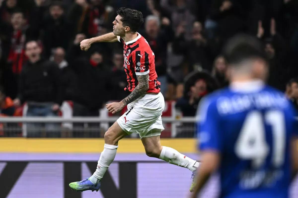 Milan vince ancora in rimonta, Como piegato 2-1 -