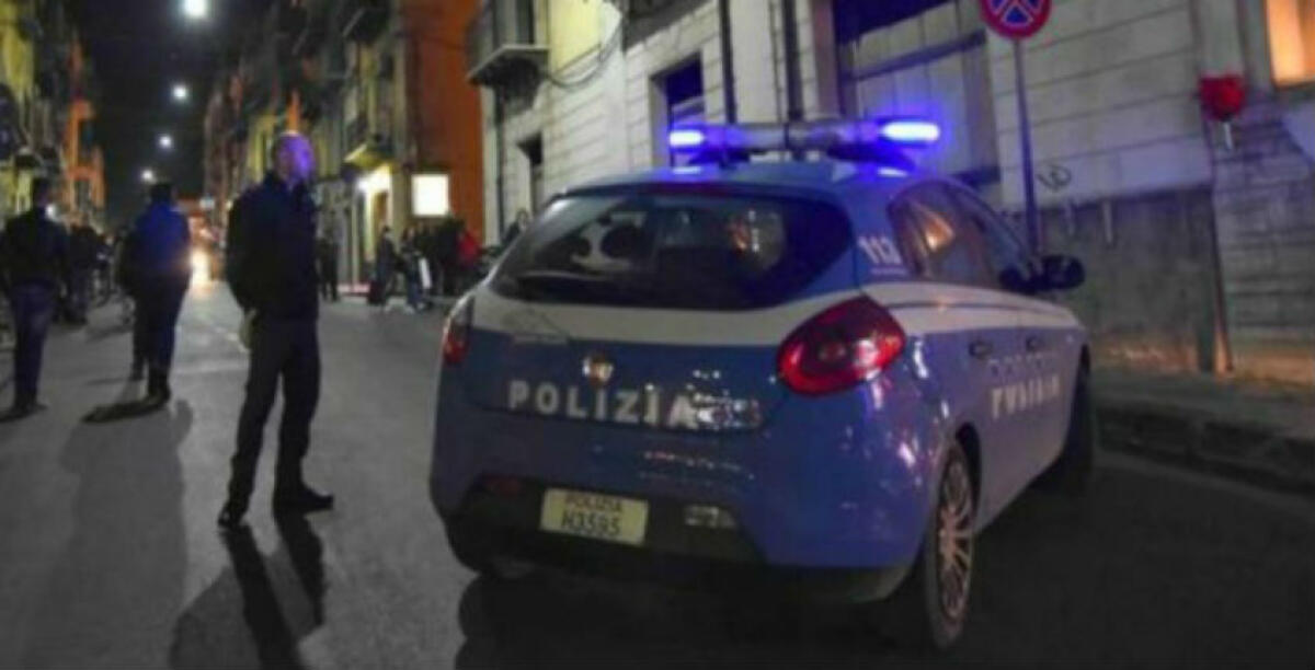 Movida centro storico, un ferito dopo una violenta colluttazione: accuse a un giovane -