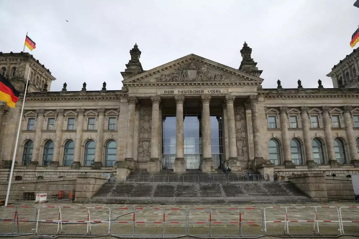 Germania, dal Bundestag via libera al superamento del freno al debito - 
