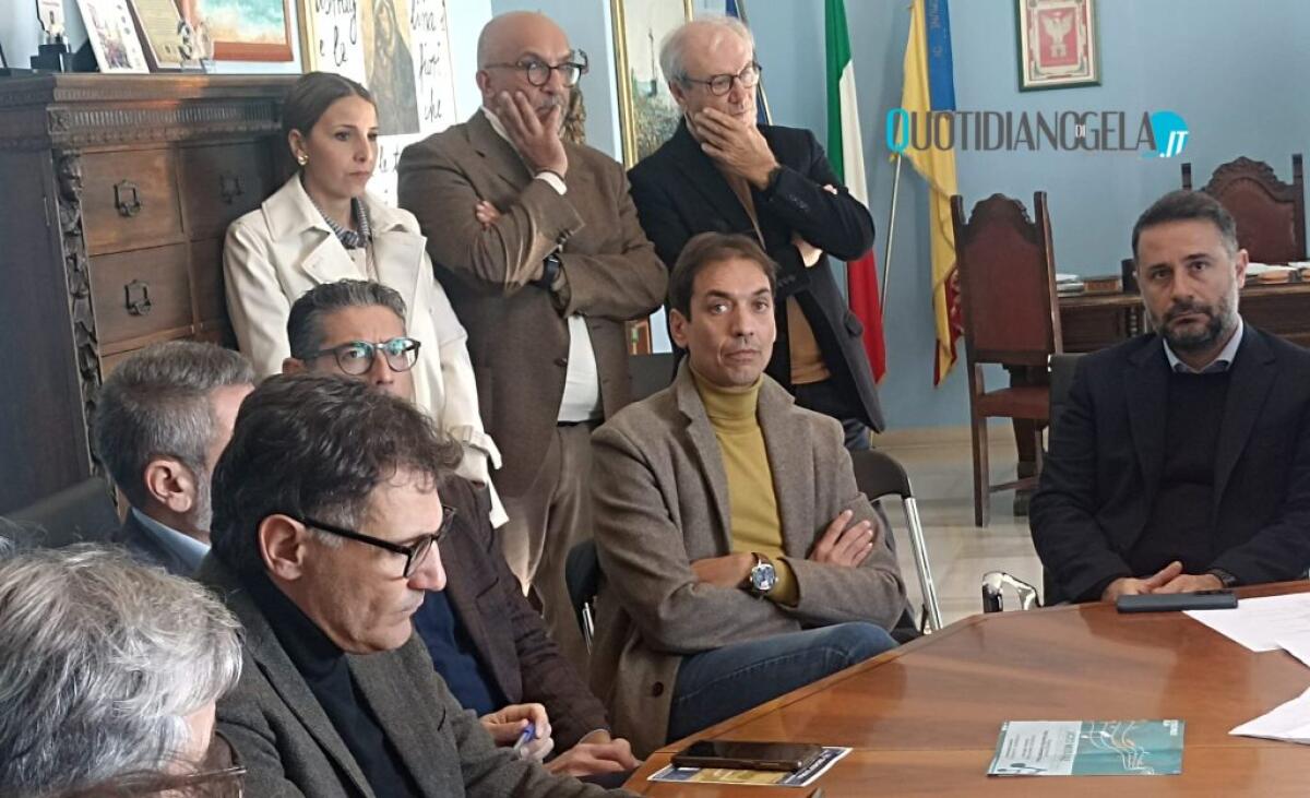 "Modello Provincia", alleati sostengono la candidatura di Di Stefano: valutazioni proseguiranno - Di Paola e Barbagallo insieme agli esponenti della maggioranza del sindaco Di Stefano