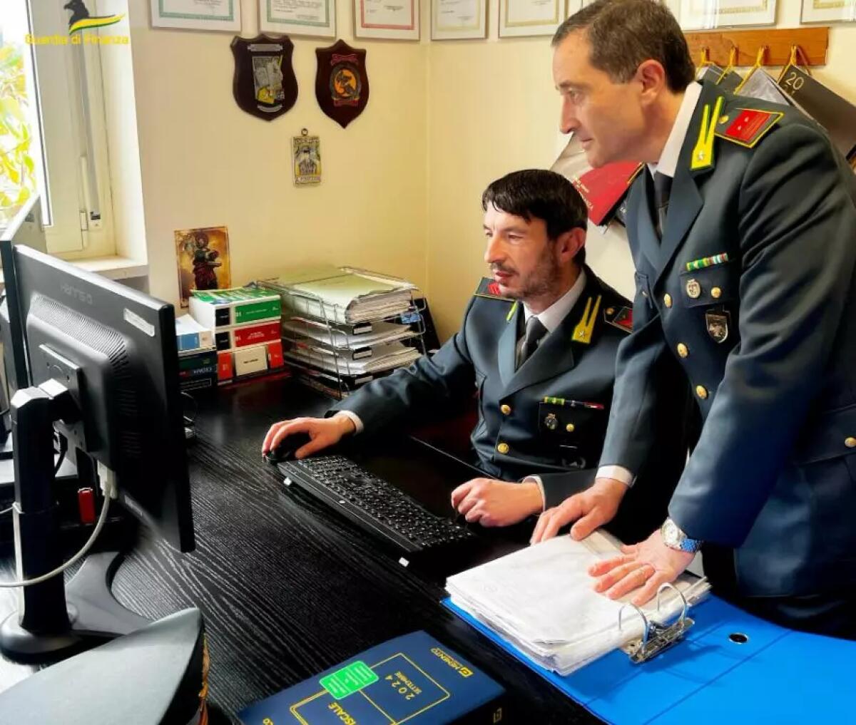 Chieti, maxi frode nel settore crediti d’imposta. Bloccati 26 milioni -