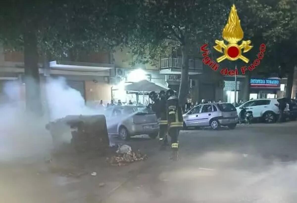 A Palermo incendi legati alle ‘vampe’, 30 interventi dei Vigili del Fuoco -