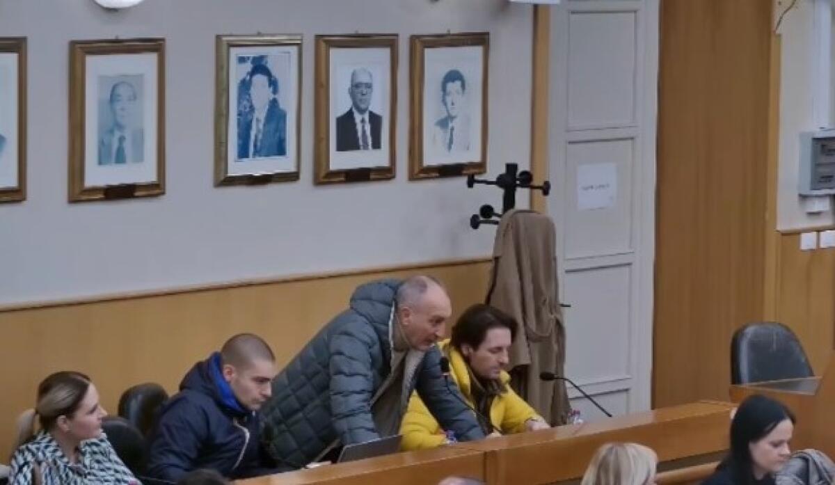 Opposizone attacca, "sindaco pinocchio a traino M5s": Di Stefano, "su Altamore sempre trasparenti" - 