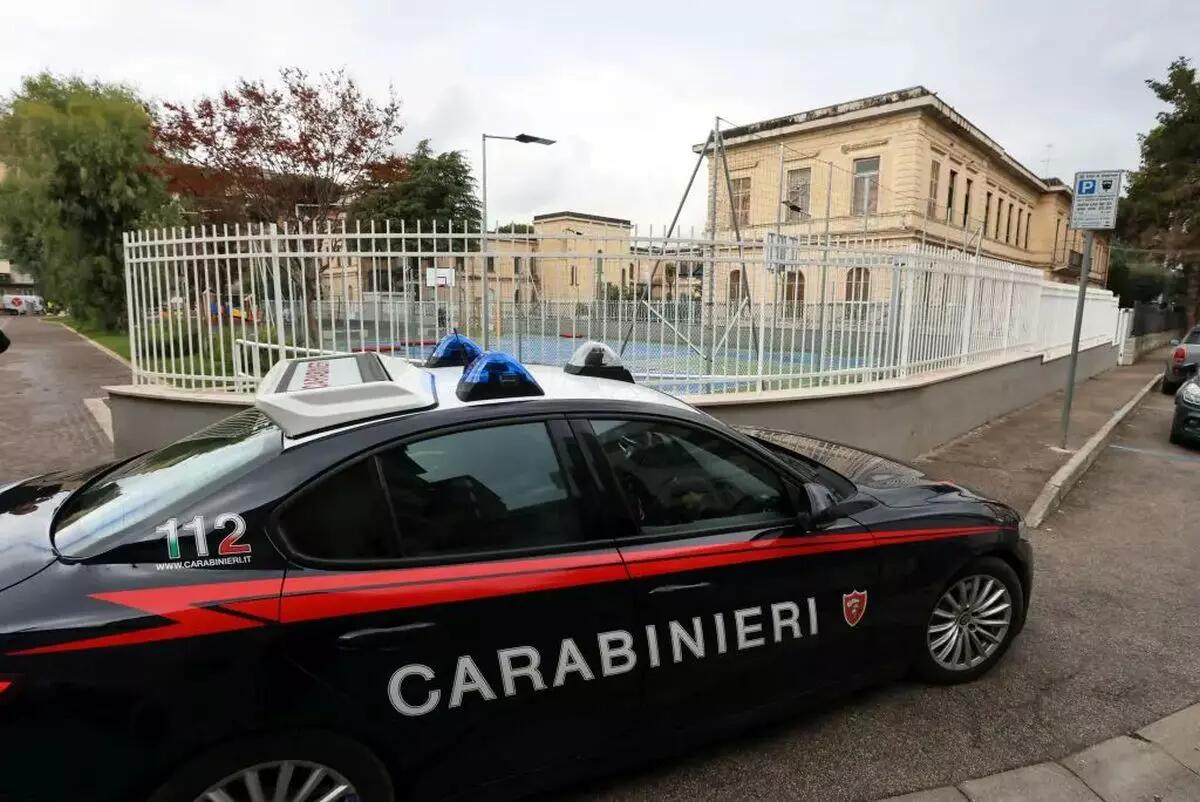 Preparava ordigni e istigava al terrorismo, giovane arrestato a Bolzano -