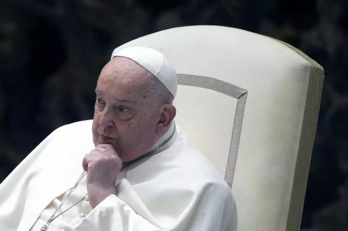 Papa Francesco “Chiesa offra ospitalità e cura a vittime di abusi” -