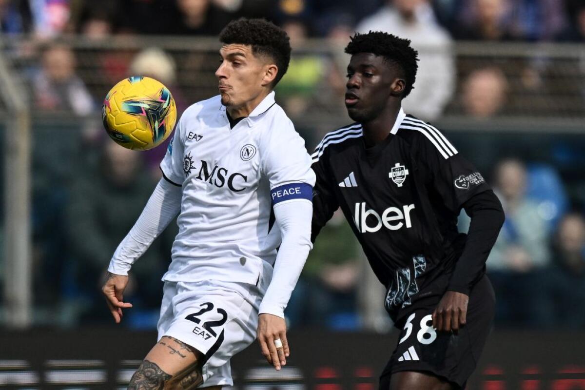 Il Napoli cade a Como e l’Inter sorride, sorpasso in testa - 