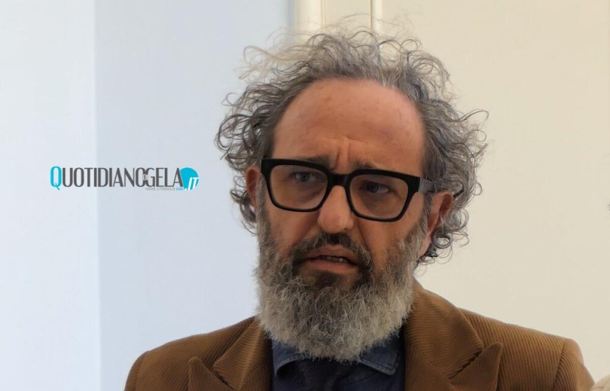 "Di Paola e Di Stefano hanno un obiettivo comune", Castellana: "Morselli? Vuole condividere sua azione" - Il capogruppo consiliare M5s Francesco Castellana