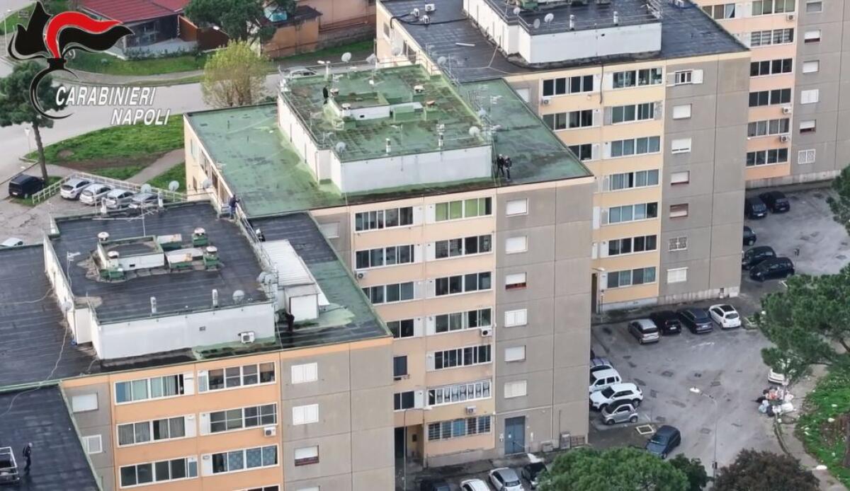 Camorra, blitz contro 2 clan a Pomigliano D’arco con 27 arresti -