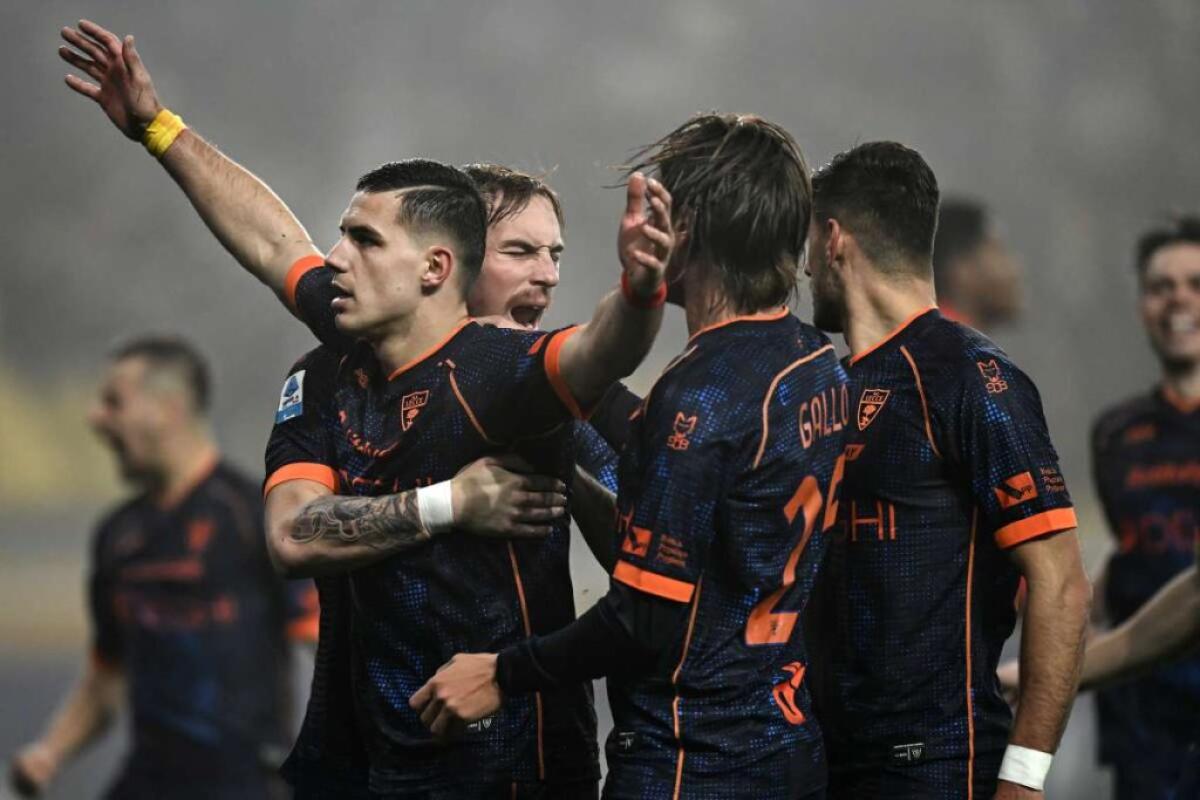 Scatto salvezza del Lecce, 3-1 sul campo del Parma - 