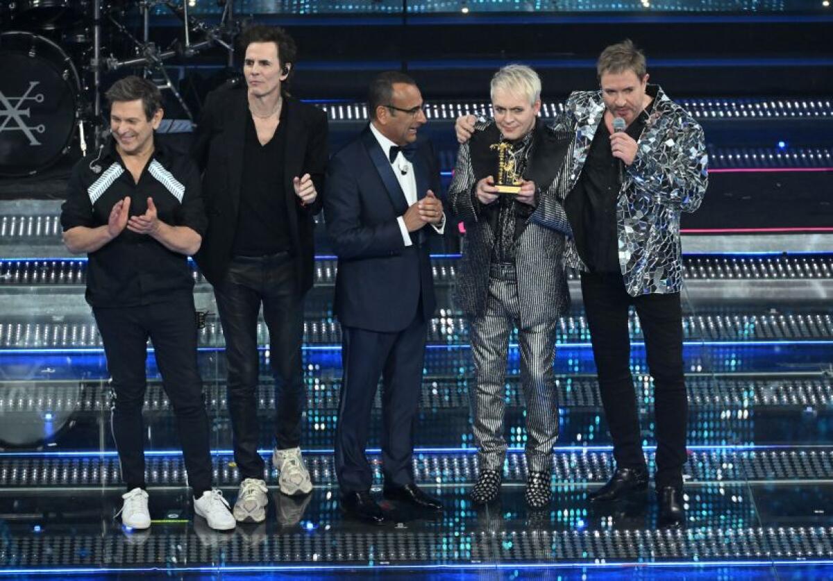 Sanremo, 10,7 milioni di spettatori e 59,8% di share per terza serata -