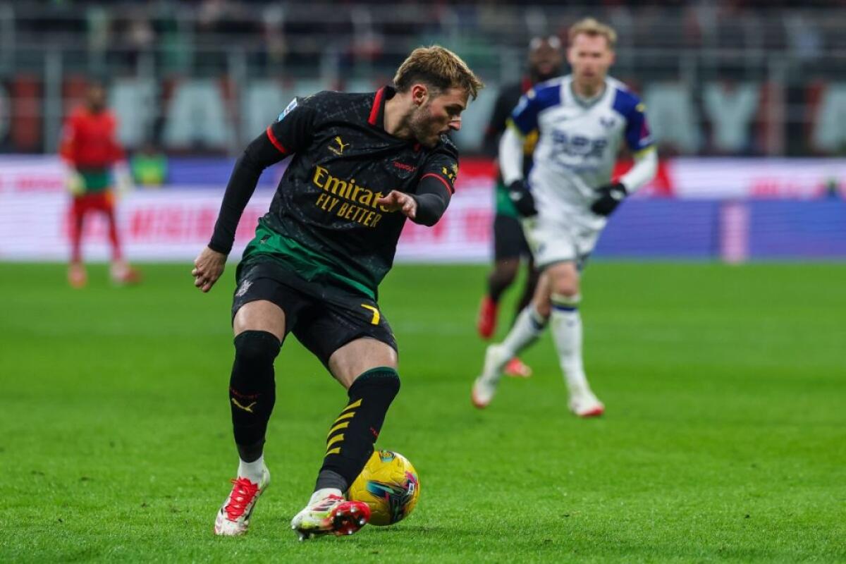 Il Milan batte il Verona 1-0, la decide Gimenez - 